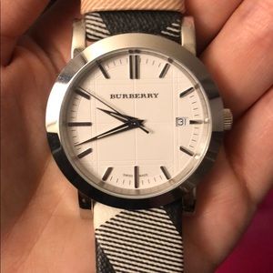 Burberry novacheck watch